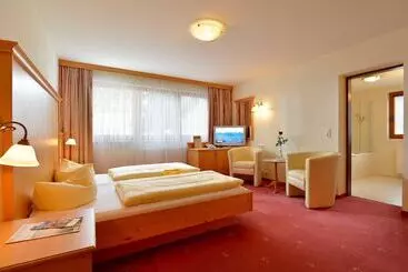 هتل Alpenhof Brixen