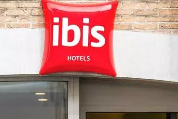 ホテル Ibis Leuven Centrum