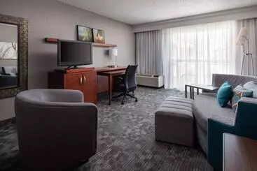 ホテル Sonesta Select Camarillo