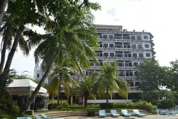 Hotel Cebu White Sands Resort And Spa