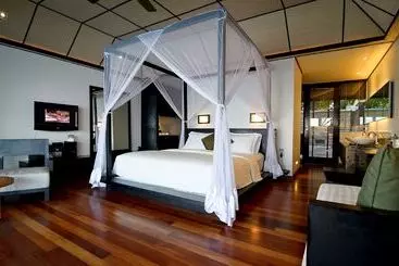 هتل Lily Beach Resort And Spa   All Inclusive