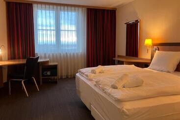 Sleepbeeone Airporthotel Frankfurt Mörfelden