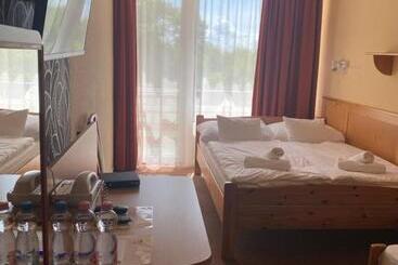 فندق Nereus Park