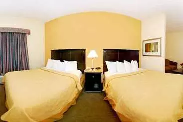 호텔 Quality Inn & Suites