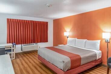 Motel 6 Fond Du Lac, Wi