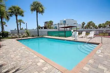 فندق Ocean Breeze Inn