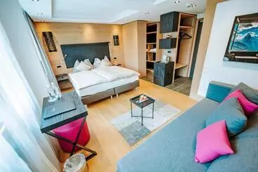 فندق Eden Wellness