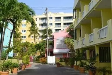 آپارتمان Meridian Inn