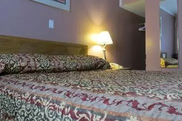 汽车旅馆 Kings Inn Orillia