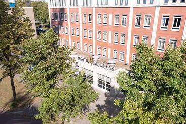 هتل Alkmaar