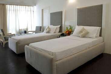 فندق Jaya International