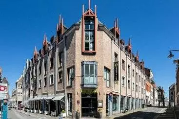 B&B HOTEL Arras Centre Les Places