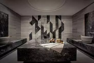 ホテル Conrad Istanbul Bosphorus