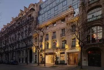 ホテル Renaissance Paris Nobel Tour Eiffel