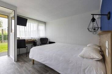 Le 2 By Hotel Akena La Ferté Bernard