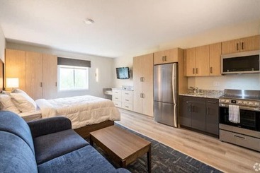 호텔 Residences At Solomon Pond