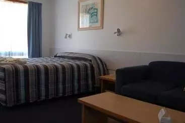 Seasonal South Motel & Function Centre