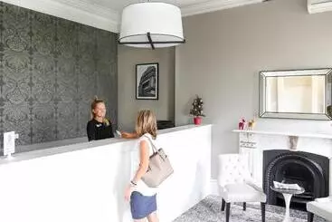 호텔 The Lurline Randwick