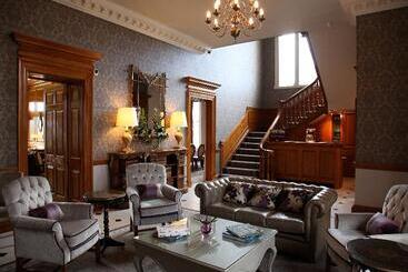 ホテル Brockencote Hall