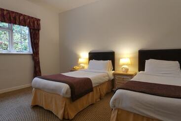 Hotel Brook Marston Farm