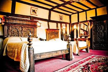 فندق Mermaid Inn