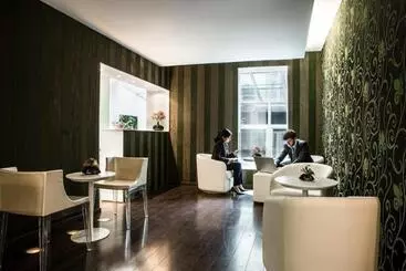 Hotel Le Quartier Bercy Square