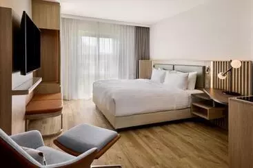 فندق Courtyard By Marriott Magdeburg