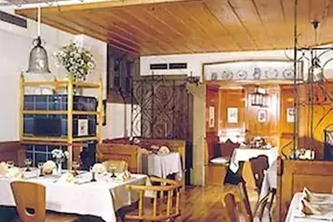 ホテル Glocke Weingut Und