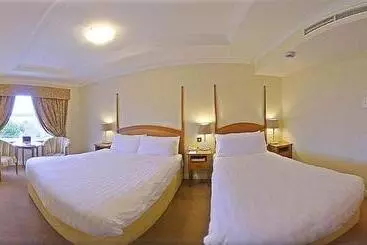 Отель Westwood House