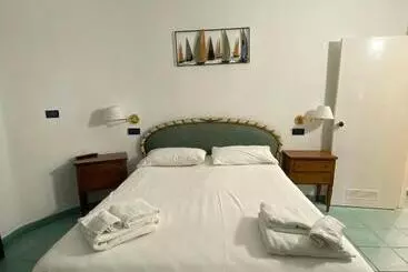 Отель Il Gabbiano Palinuro