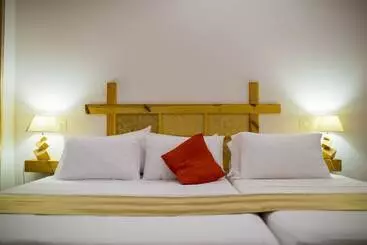 هتل Rasdhoo Atoll Residence