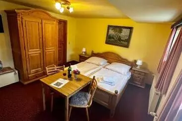 Hotelli Pension Zum Erzgebirge