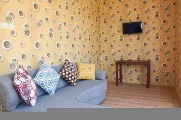 Majatalo Reddoorz Near Terminal A Adisucipto Airport