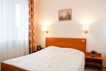 Kolonna Hotel Brigita