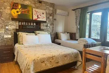 Fulya Pension