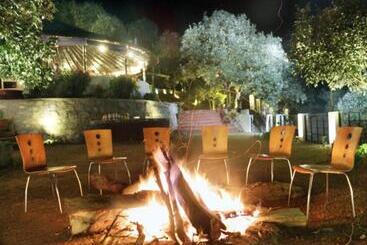 Hotel Essence Of Nature, Ranikhet