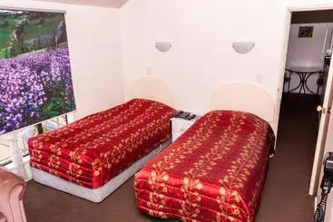 Cherry Tree Lodge Motel