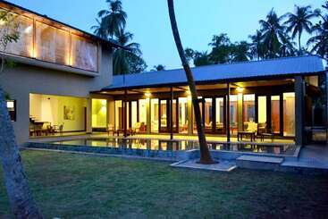 膳宿费 Kethaka Aga