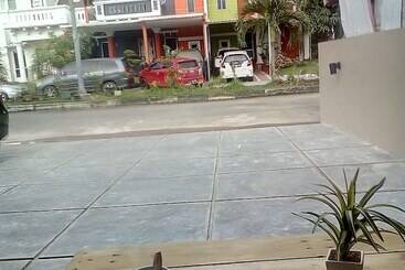 Пансион Sleeprest Plamo Garden