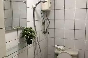 پانسیون Tree&grass Inn Hostel
