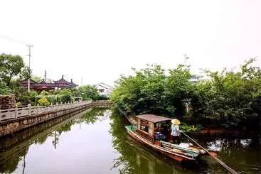 Yinjiangnan Xishui Zhijian Themed Inn