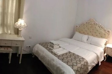 Yumi Apartment Quan Tian Xia Branch