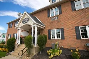 Motelli Lodging On The Square