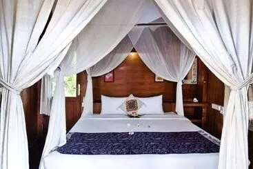 Pensiune Lumbung Bali Huts