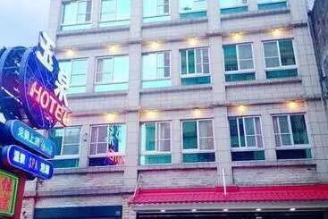 Aamiaismajoitus (B&B) 玉泉旅館