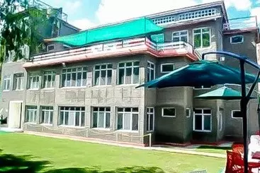 Hotel Jazeera Hangout