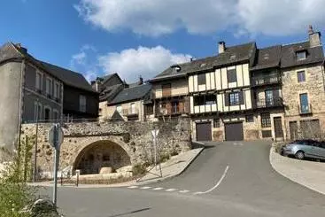 Majatalo Au Pont D’olt