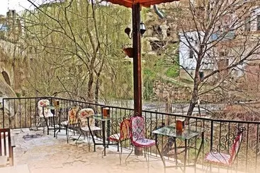 Bed and Breakfast Hilem Cave House