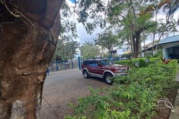 هتل Tropical Garden