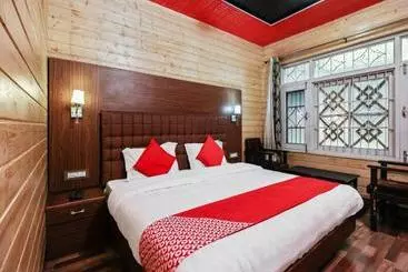 Hotel Chinar Comforts By Oyo Rooms